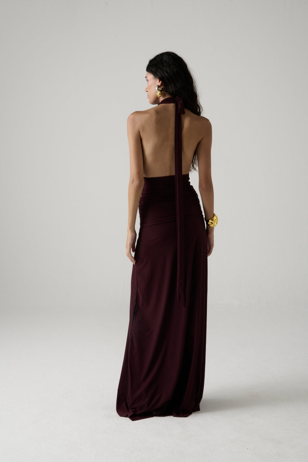 Vestido halter La Salsera en burdeos