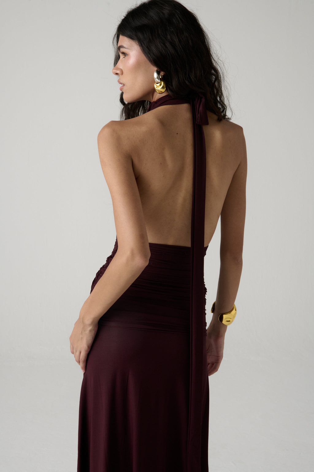 Vestido halter La Salsera en burdeos