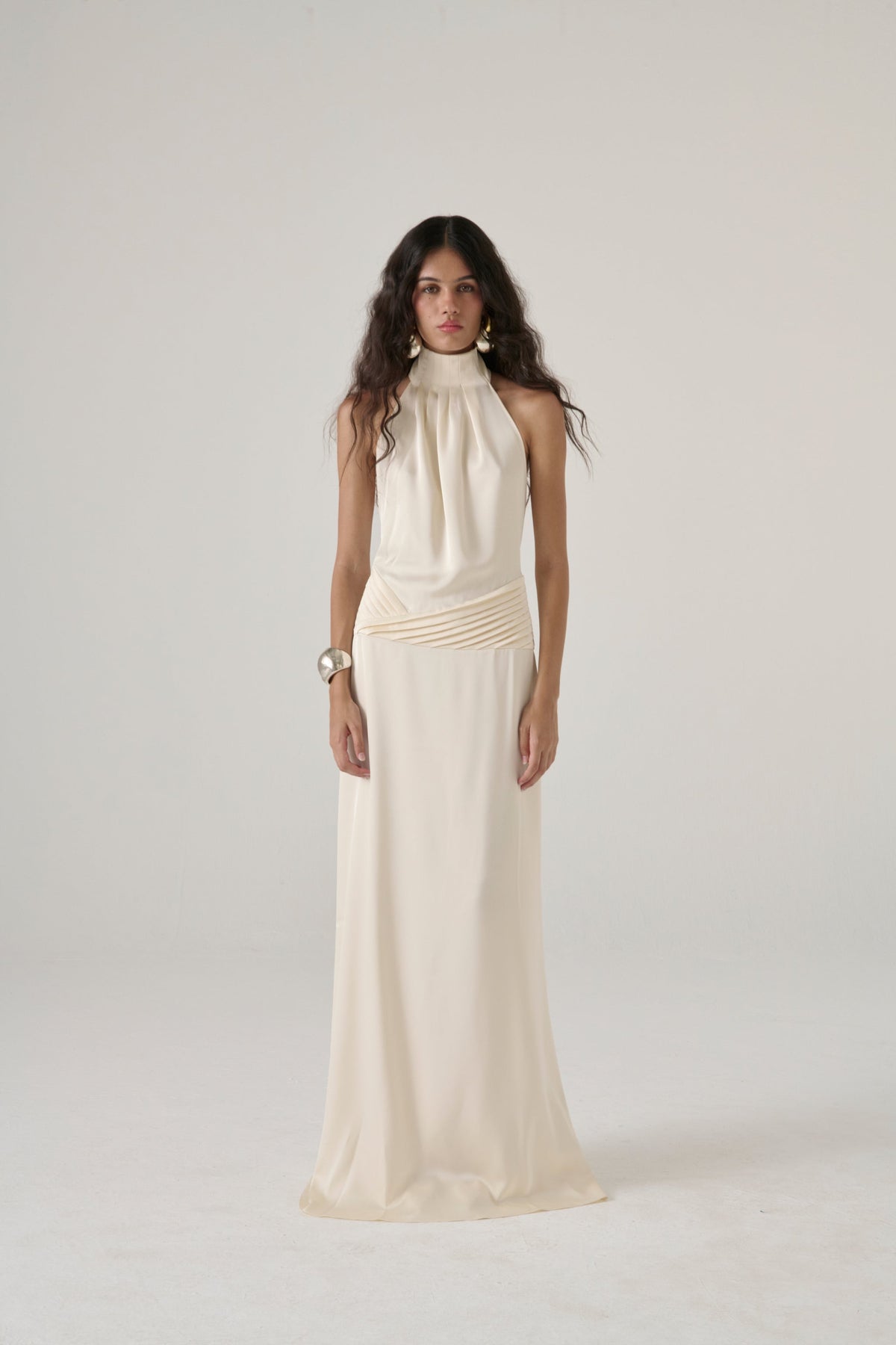 Vestido largo La Comprometida en blanco roto