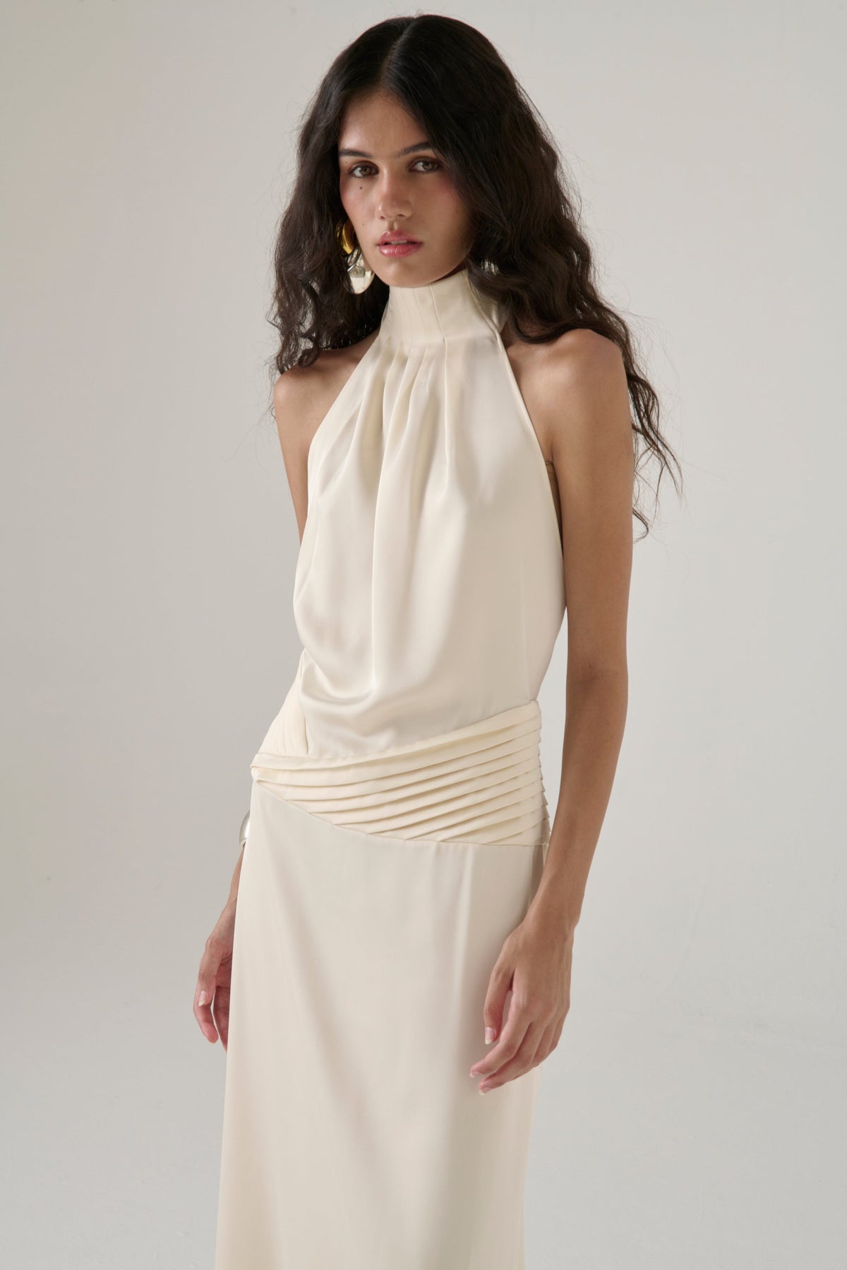 Vestido largo La Comprometida en blanco roto