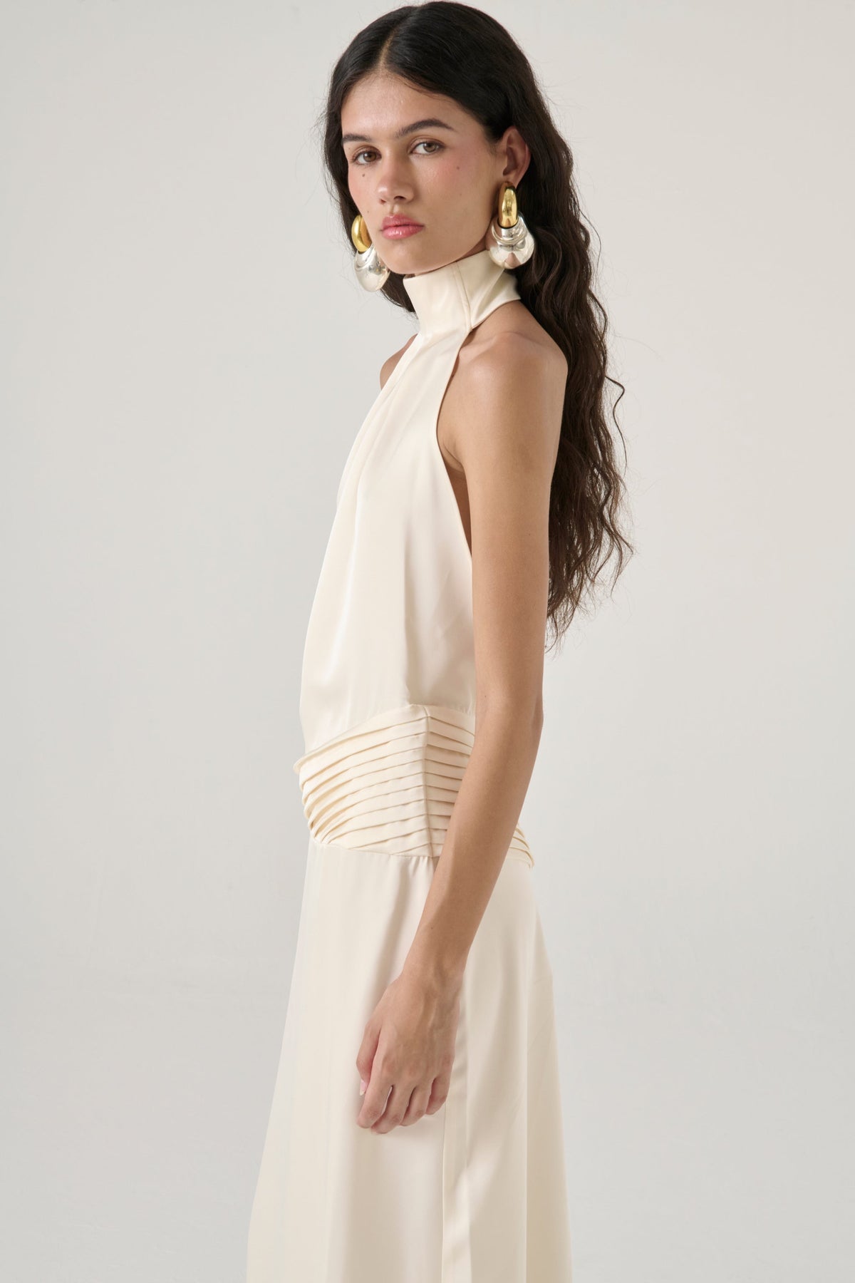 Vestido largo La Comprometida en blanco roto