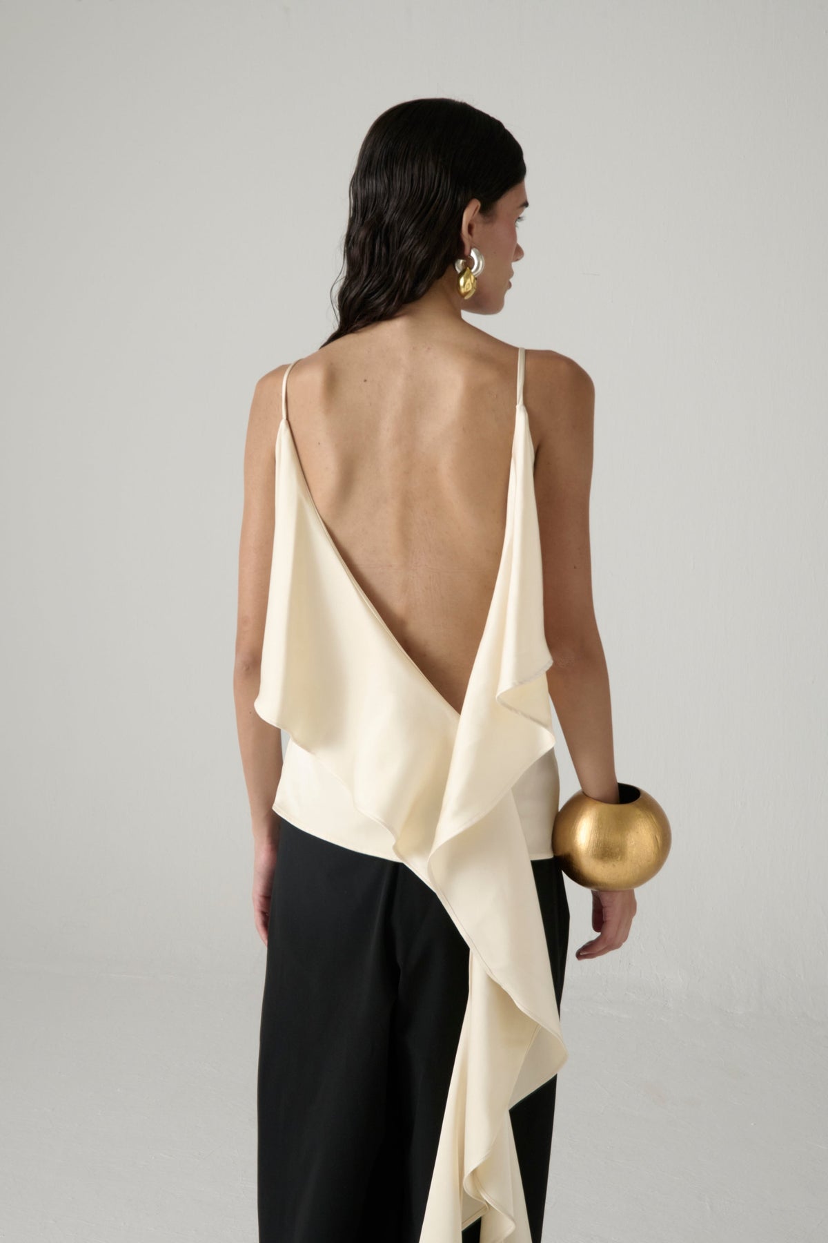 Blusa cruzada La Movidita en blanco roto