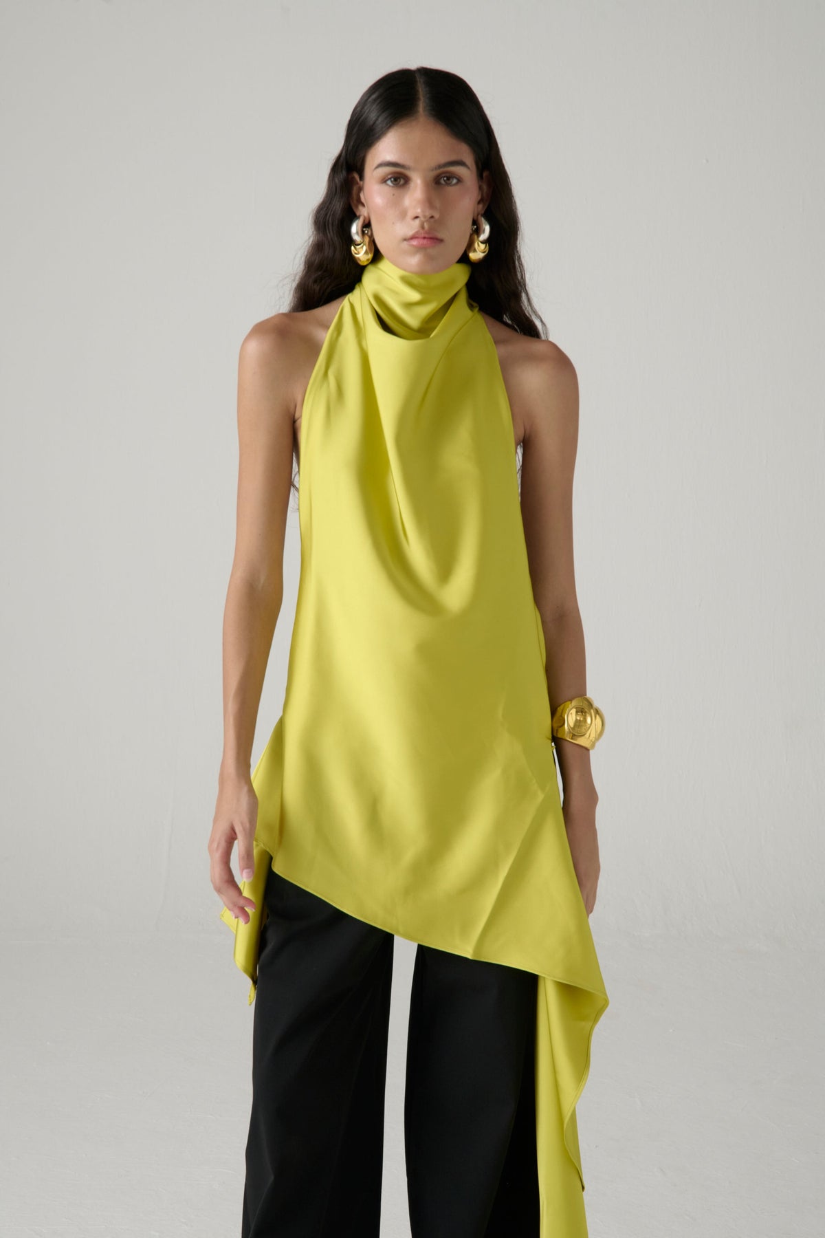 Blusa halter La Joyita en verde lima