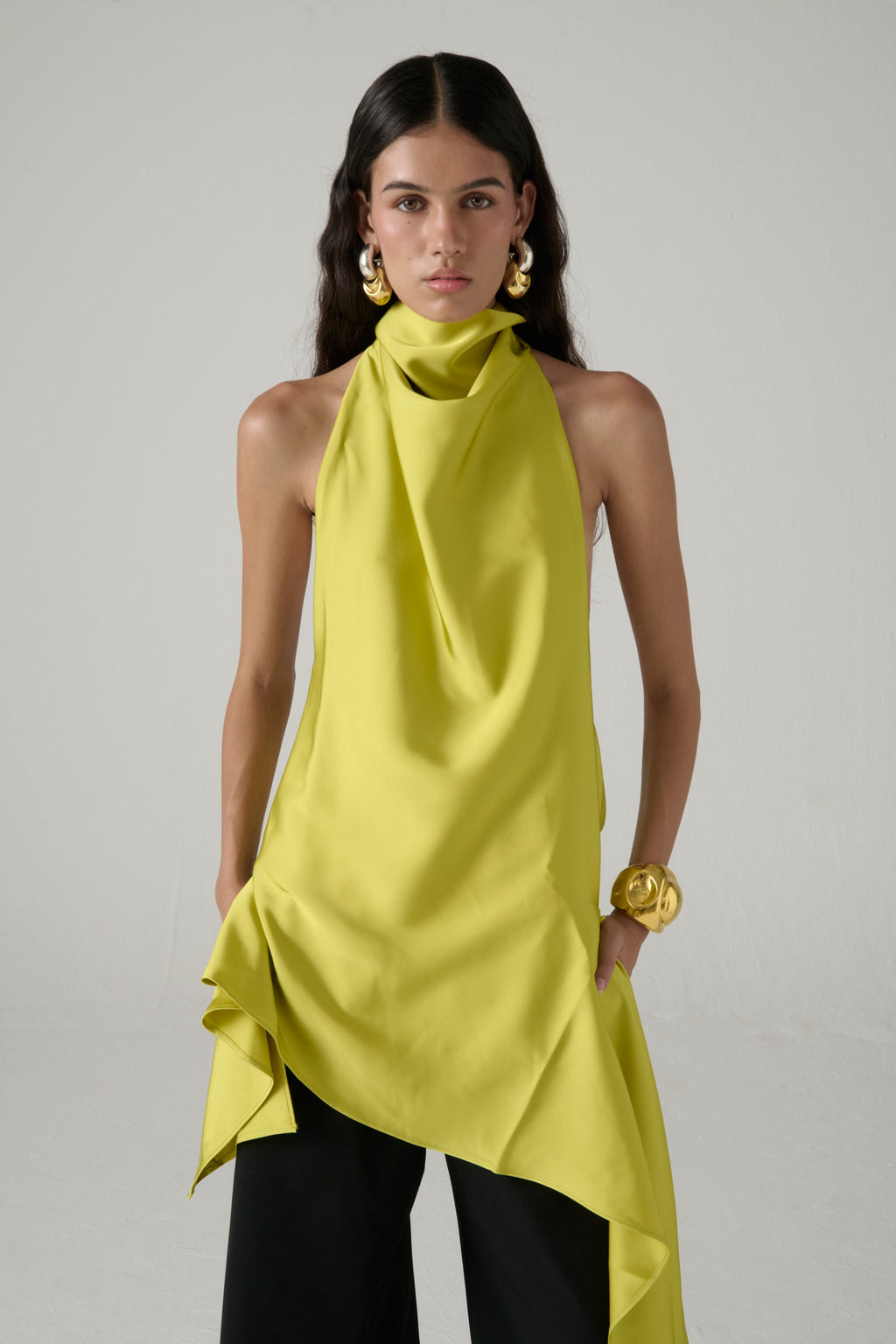 Blusa halter La Joyita en verde lima
