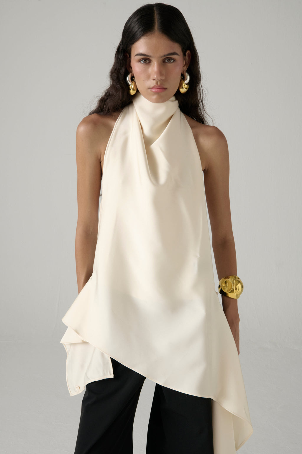 Blusa halter La Joyita en blanco roto