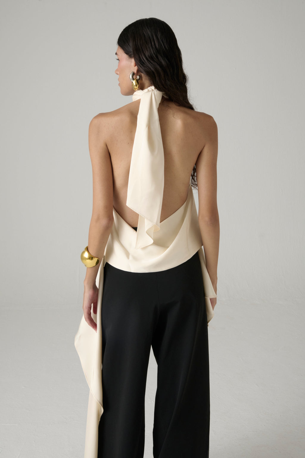Blusa halter La Joyita en blanco roto