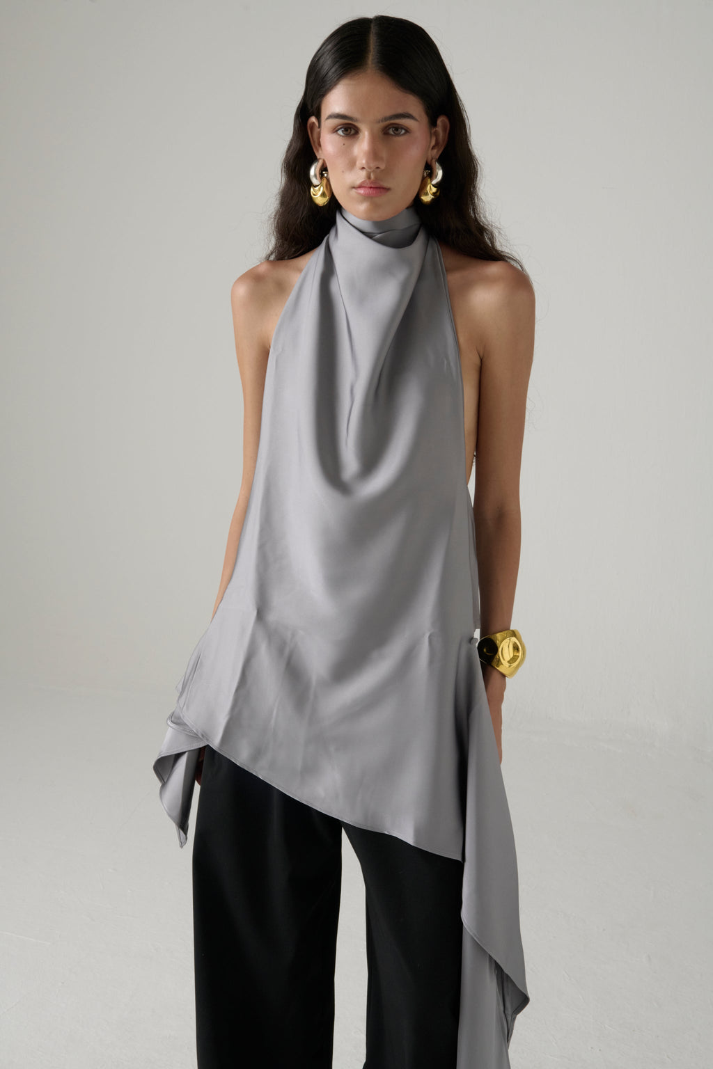 Blusa halter La Joyita en azul petróleo