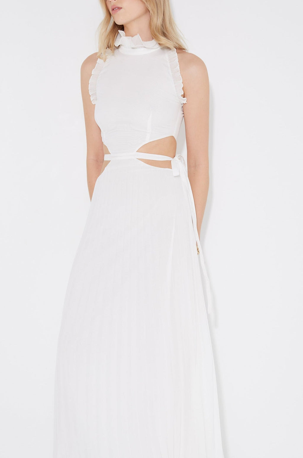 Vestido maxi Noya plisado con cut-out en la cintura