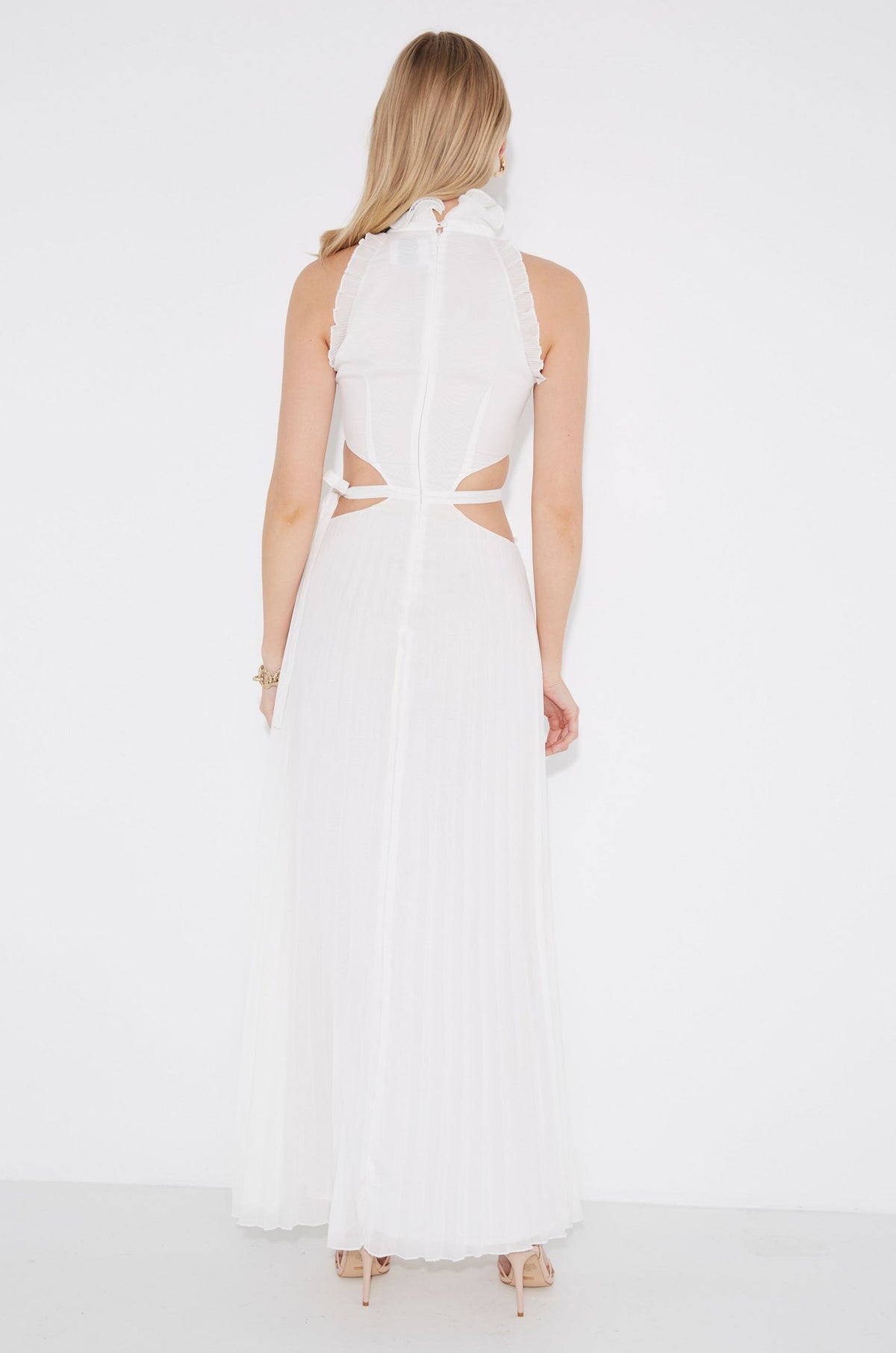 Vestido maxi Noya plisado con cut-out en la cintura