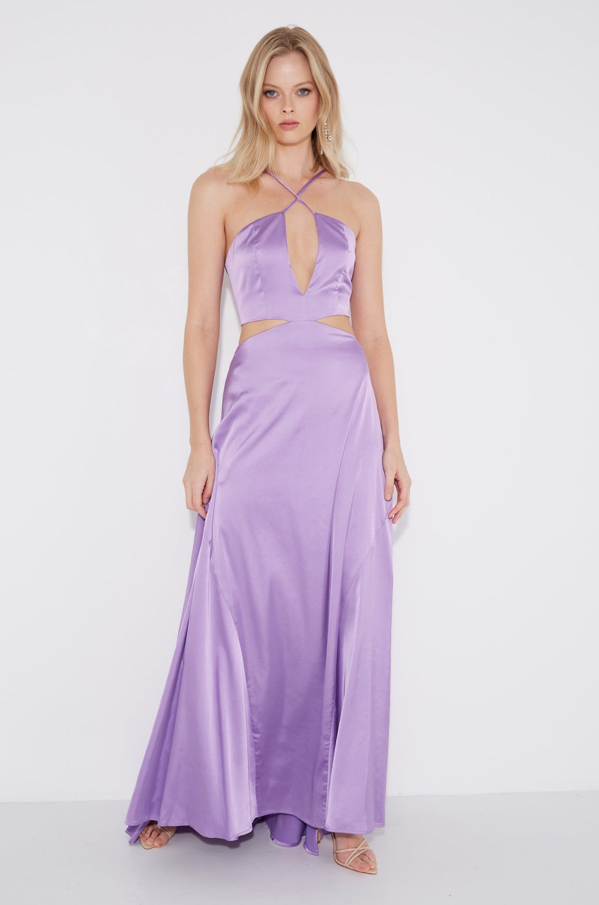 Vestido largo Zena lila con escote profundo y cut-out