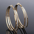 Fiorella | Aros dorados de estilo retro