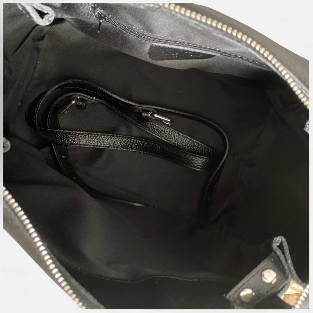 Bolso bowling BRUTAL negro de piel con tachuelas