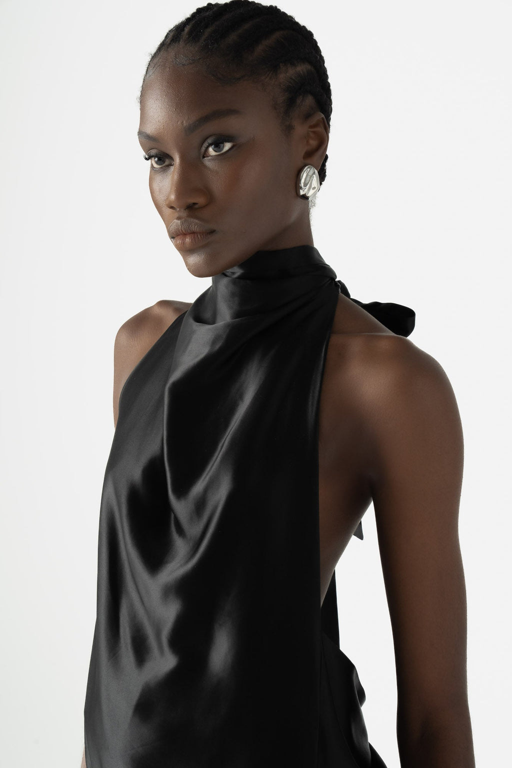 Blusa halter La Joyita en negro