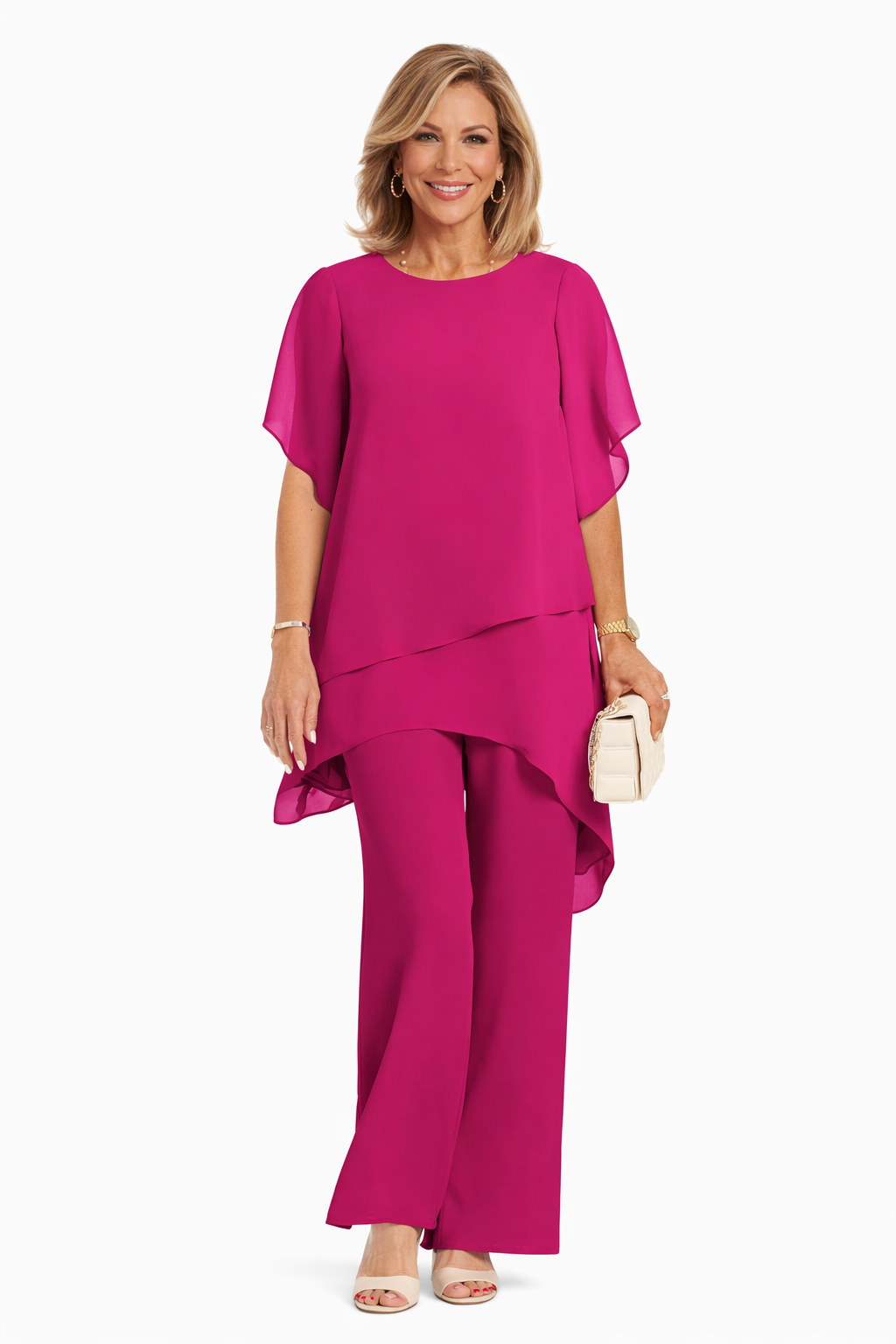 Conjunto elegante de mujer con blusa fluida y pantalón ancho