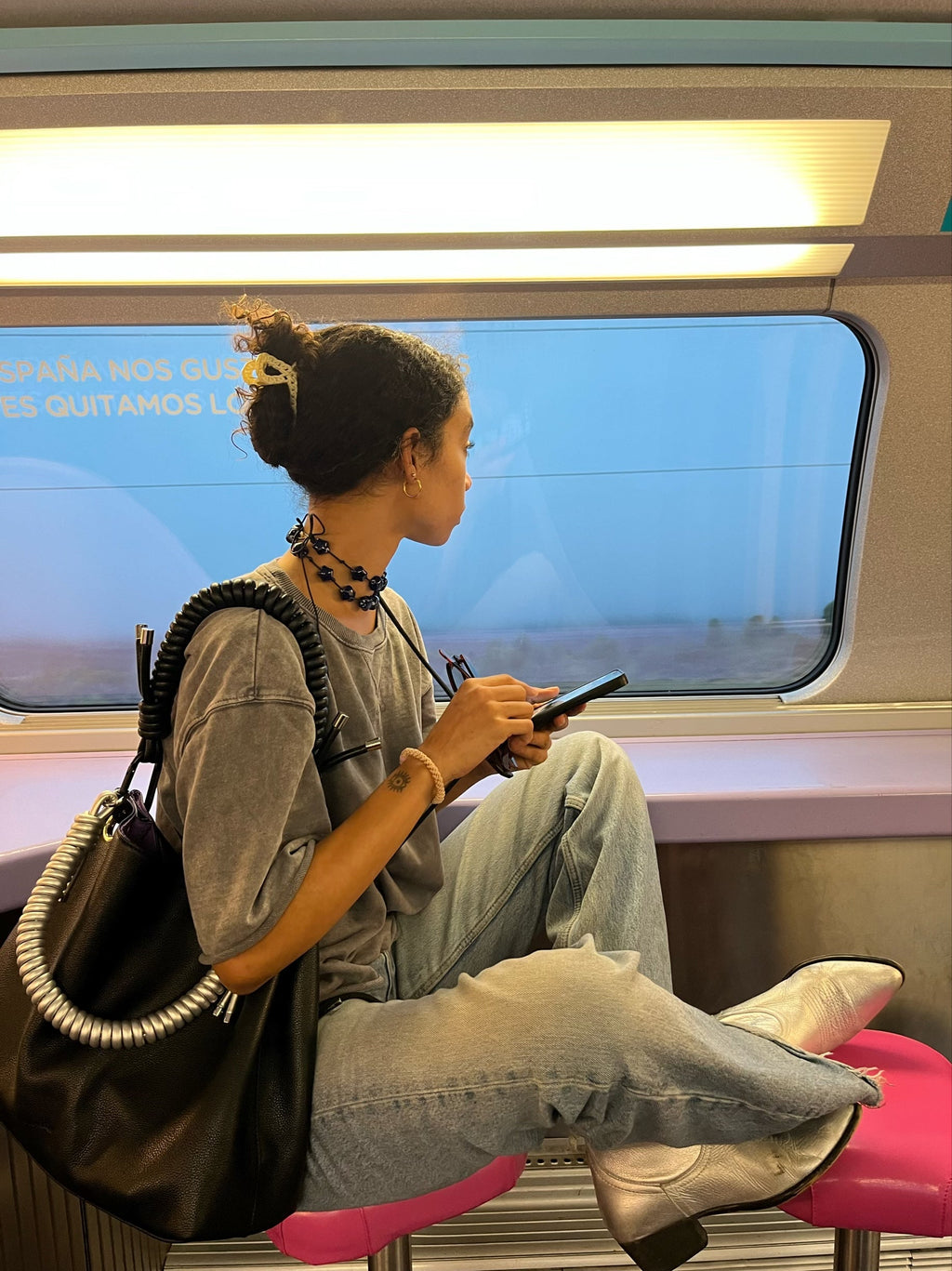 Petra Negro, bolso shopper estructurado de Olivia Mareque