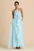 Vestido largo de organza azul Capri con escote halter