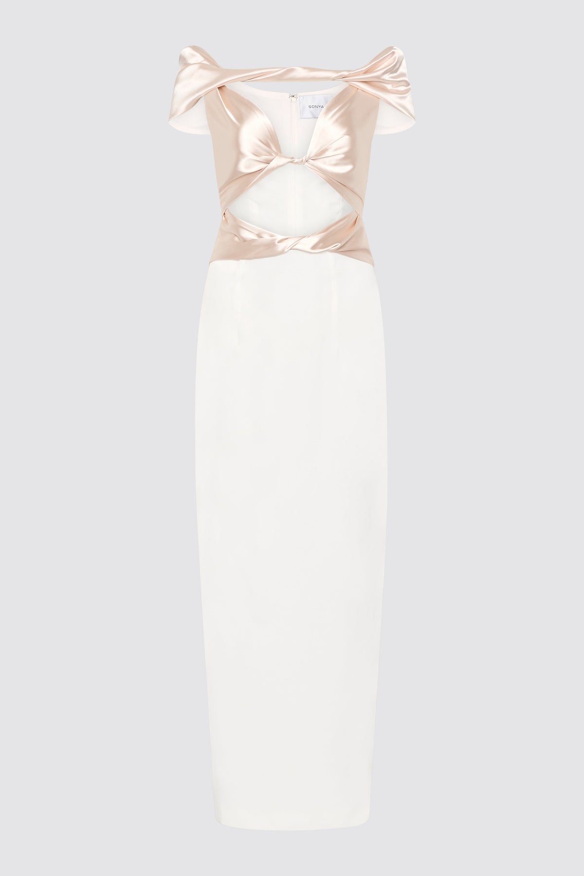 Vestido Pisa en tono perla con detalle retorcido