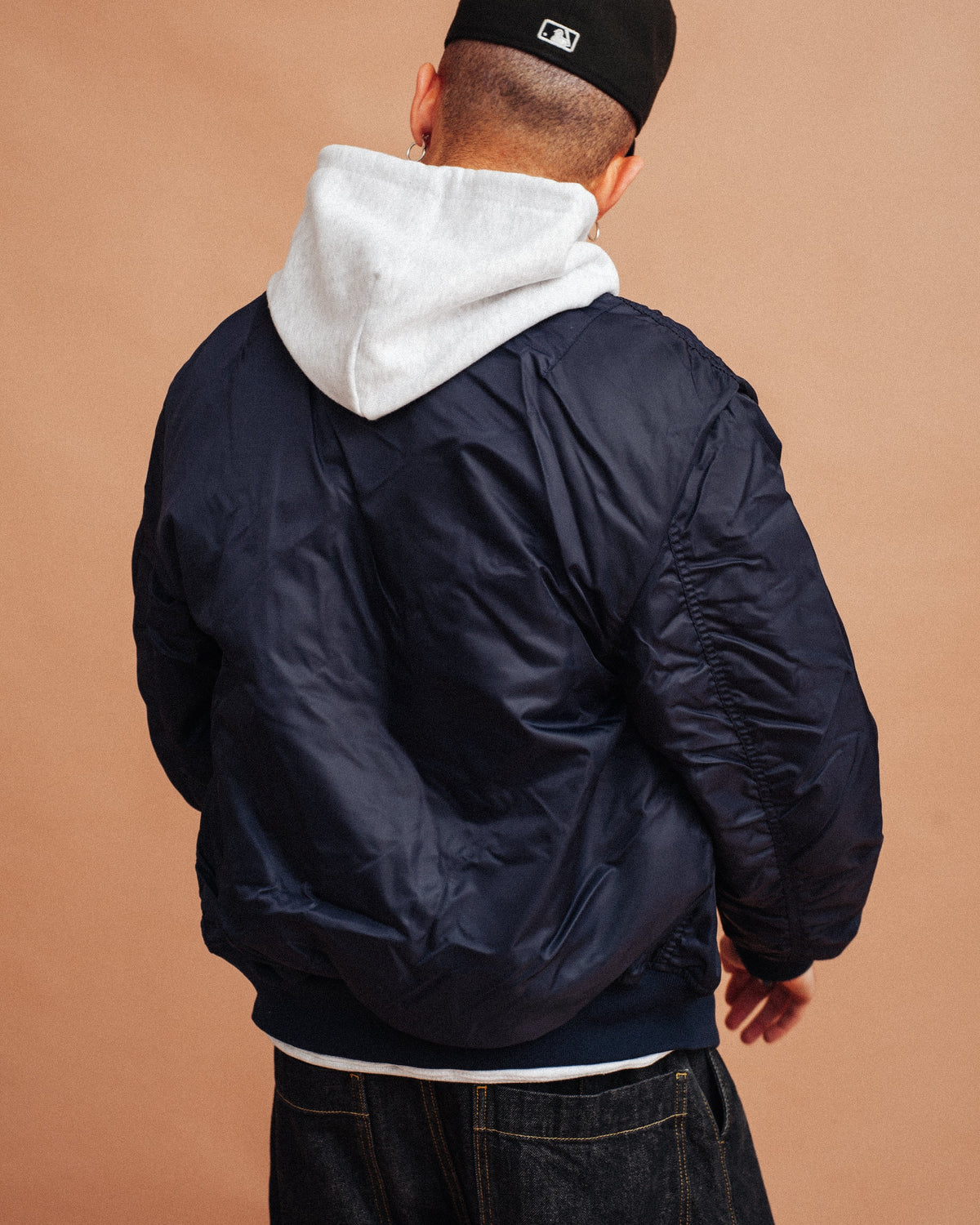 Chaqueta bomber MA-1 azul marino
