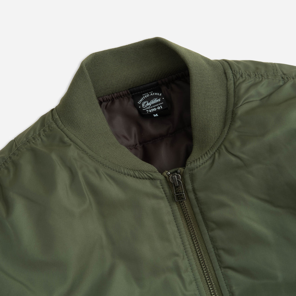Chaqueta bomber MA-1 verde oliva