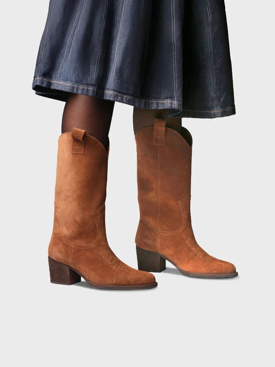 Bota cowboy alta de serraje tostado | VITORIA
