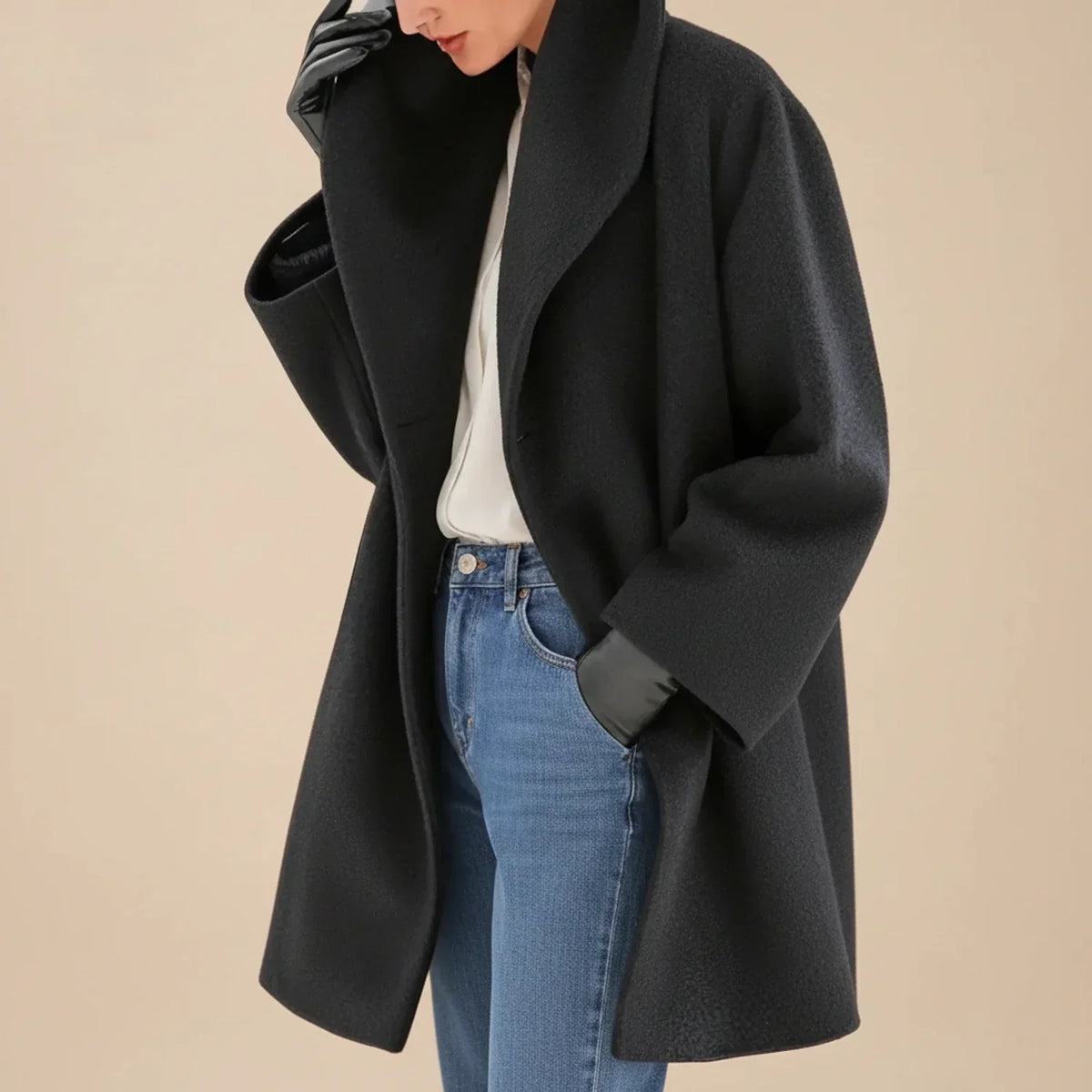 Abrigo oversize de mujer con cuello amplio de lana